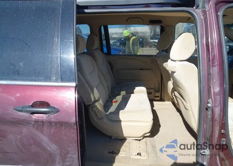 2009 Honda Odyssey Lx z USA, uszkodzony, nr VIN 5FNRL38229B039533